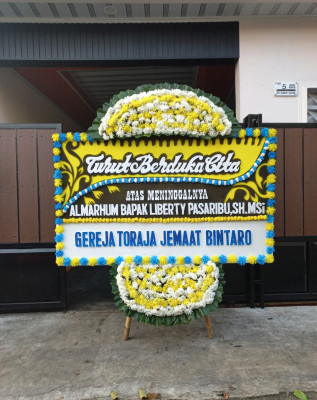 Papan Bunga Duka di Sukasada