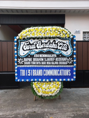 Papan Bunga Duka di Sukasada
